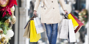 Avoid foot pain while holiday shopping